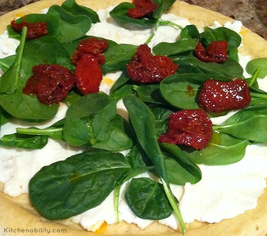 Artichoke Chicken Pizza